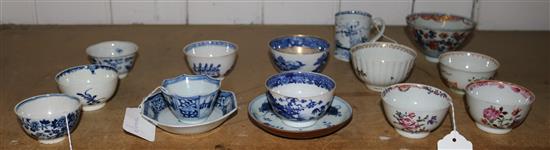 Worcester Fence pattern tea bowl and a small quantity of early Chinese and English tea wares (faults/repairs)